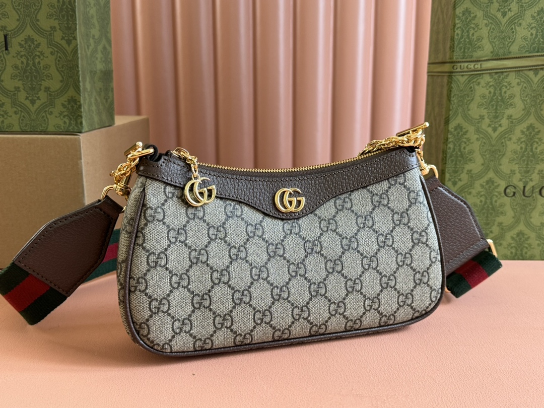 Gucci Hobo Bags